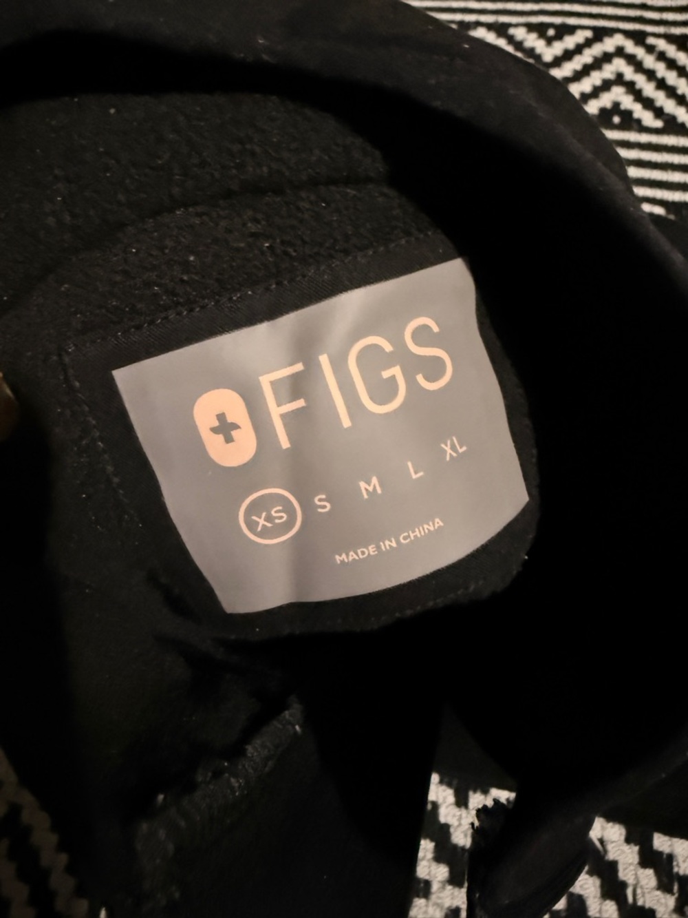 Figs Vest - Picture 2 of 2
